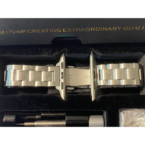 NWT Finestone High-End Stainless Steel Silver Watch Band Size 42/44mm - Picture 4 of 4